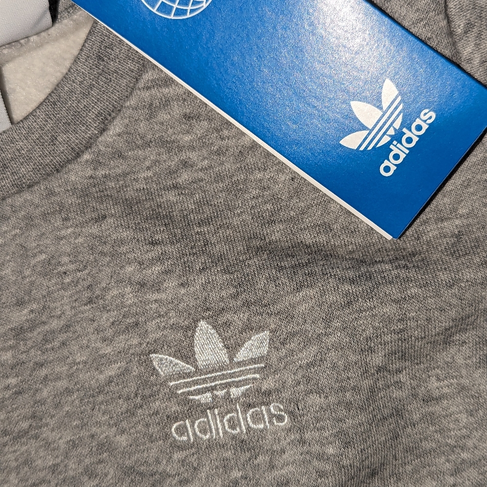 2T Adidas Set - Picture 2 of 6